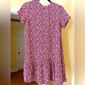 Size 6P Loft mini dress. Color is more burgundy than red.